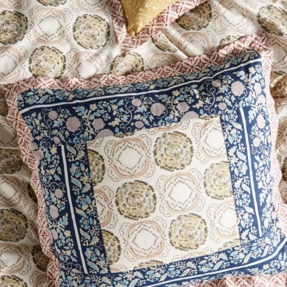 Anthropologie Bedding Set - Picture 7 of 8